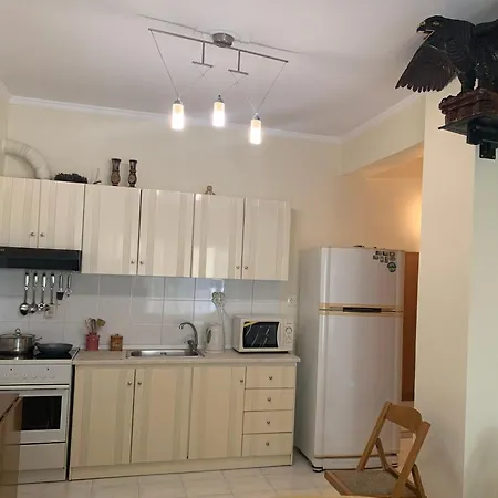 στη νεα καλλικράτεια 公寓 *