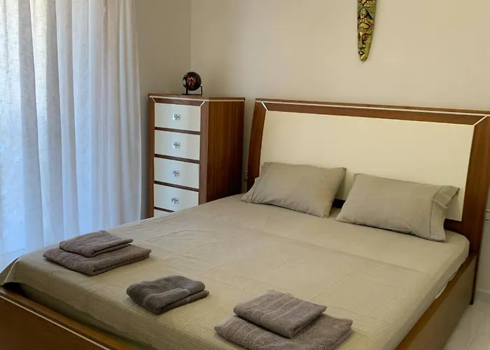 στη νεα καλλικράτεια * Nea Kallikrateia